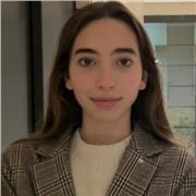 Profesora de apoyo escolar especializada en clases para niños de forma presencial o online